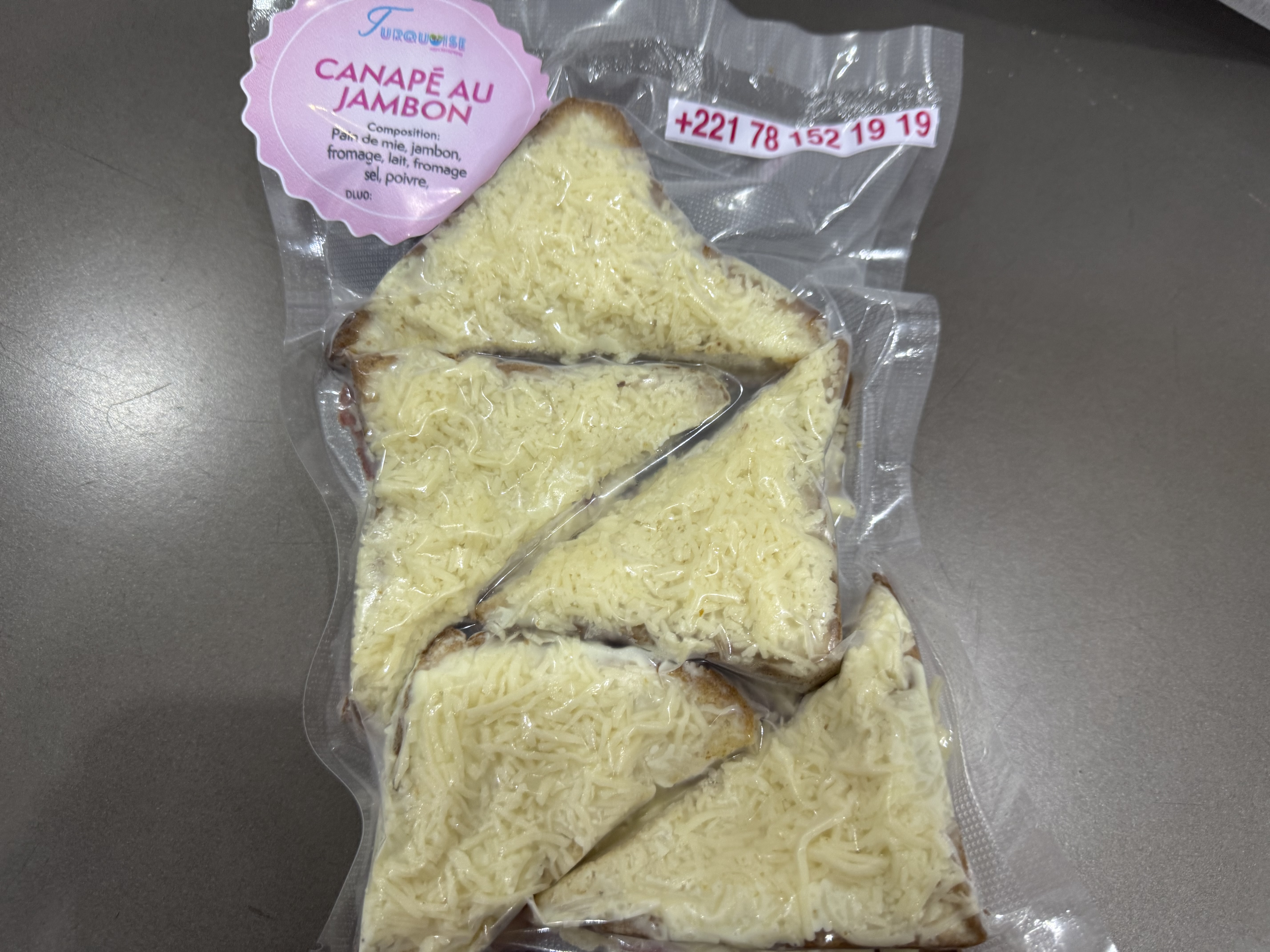CANAPES AU JAMBON