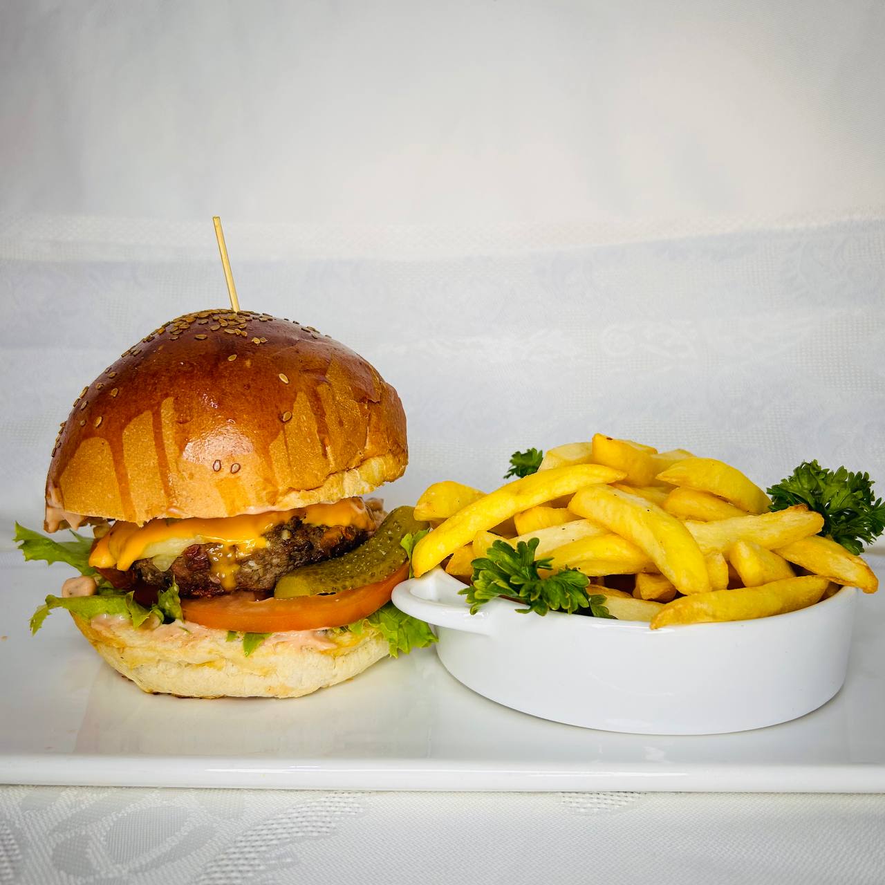 BEEF STEAK BURGER