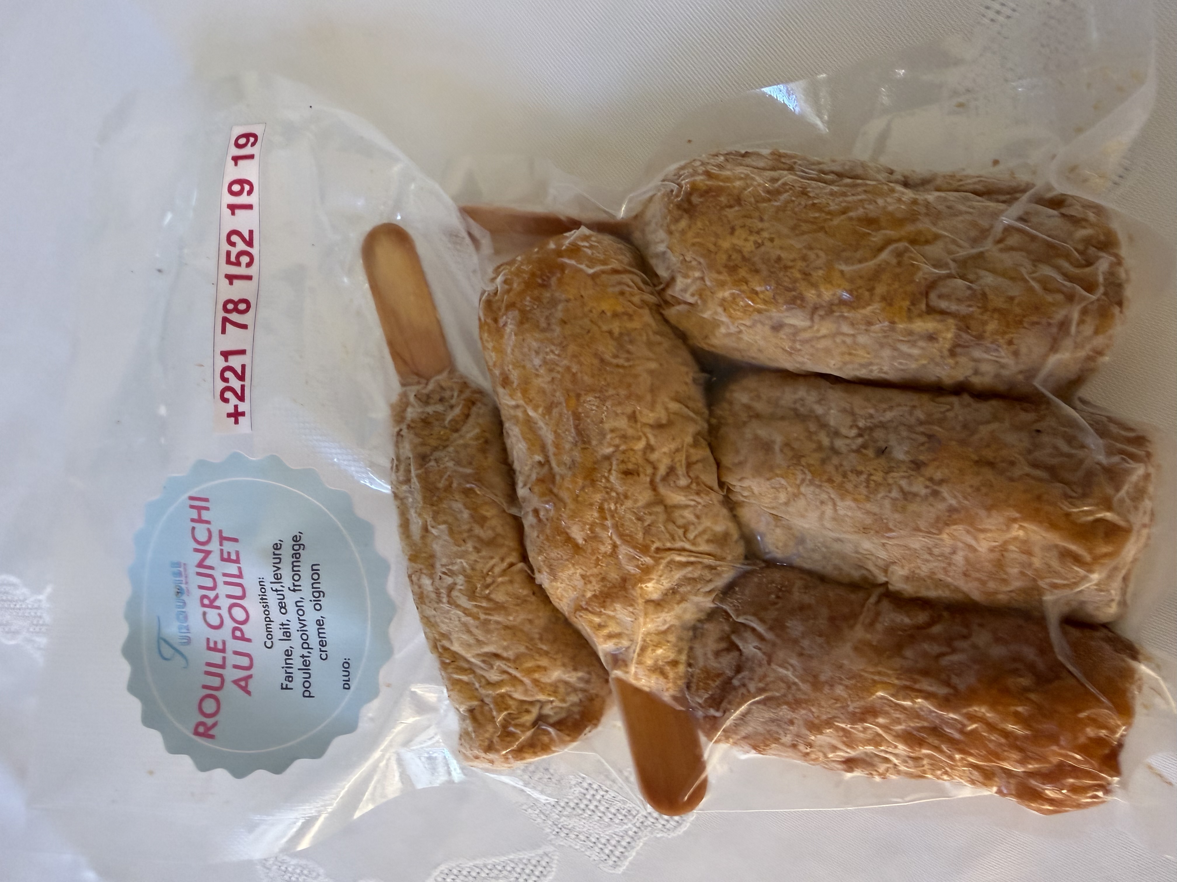 ROULE CRUNCHI AU POULET EN SURGELES